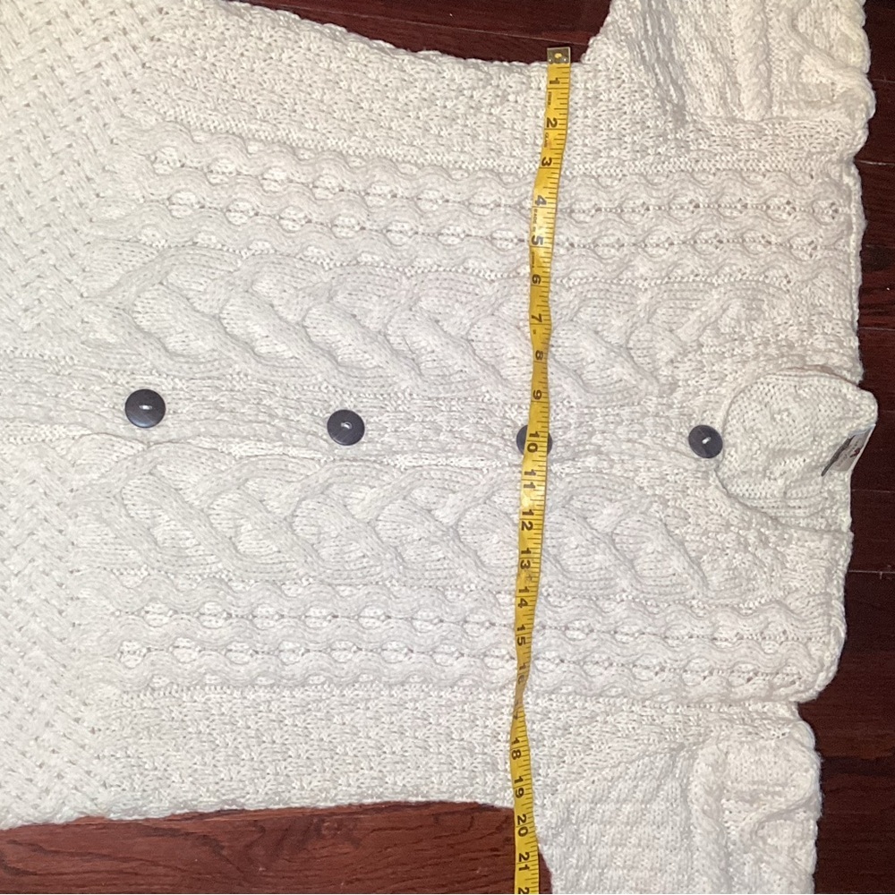 Carraigdonn 100% merino wool Cable Knit Cream Sweater size large - Picture 10 of 13